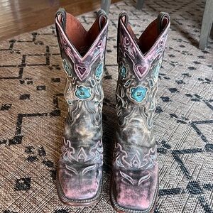 Dan Post Embroidered Western Cowboy Boots Women’s size 8